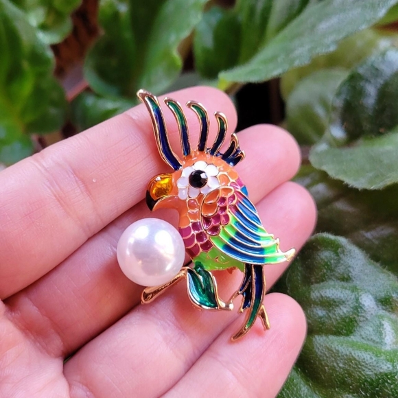 New Parrot Brooch Pin - Picture 1 of 4
